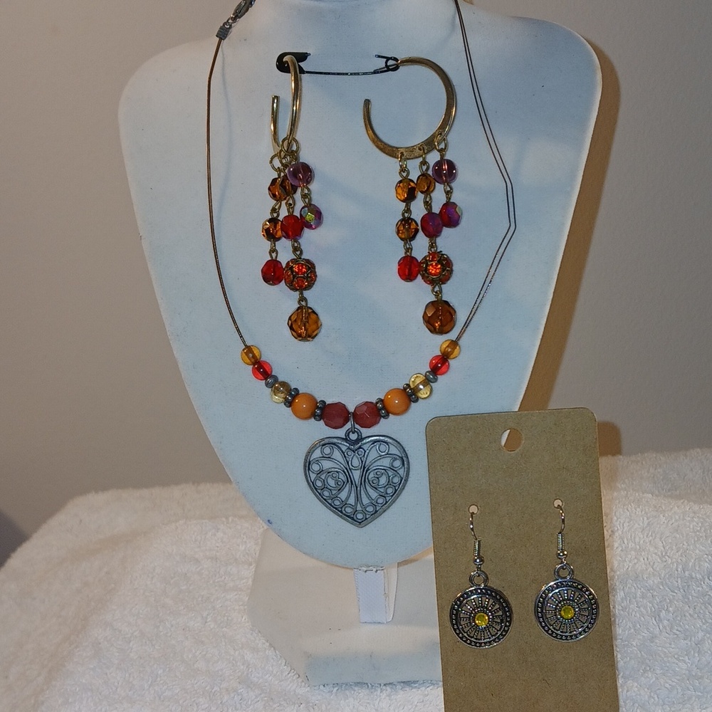 Boho Heart Pendant Necklace with Dangle Bead Earrings - Orange & Red